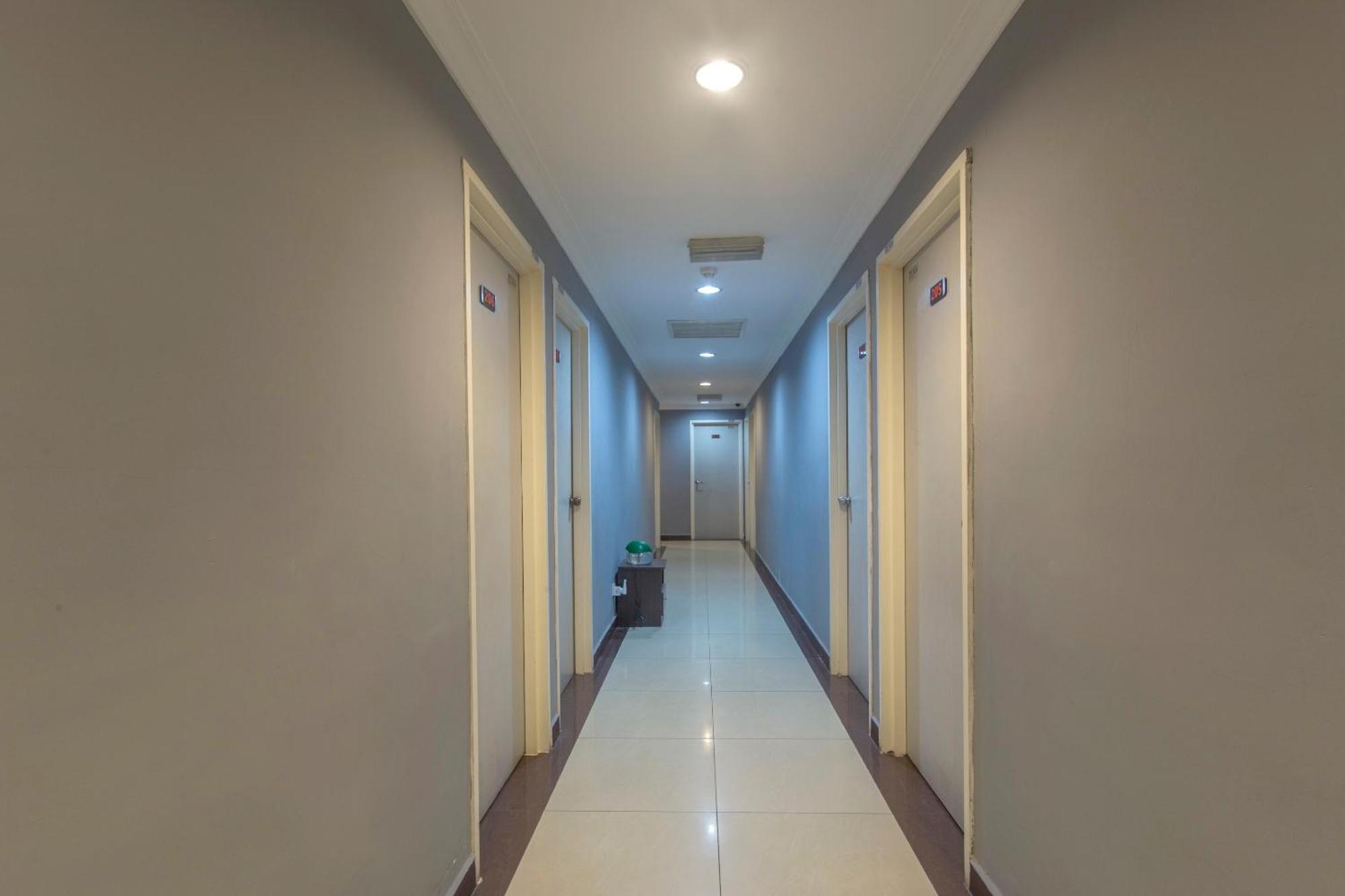 Oyo 761 City Hotel Kuala Lumpur Bagian luar foto